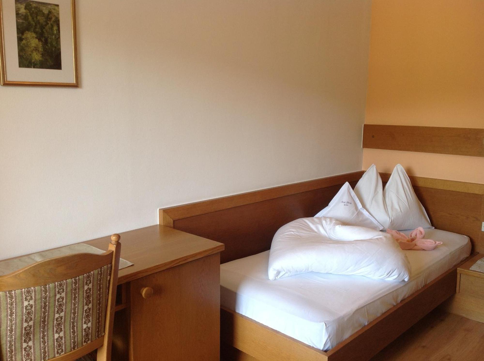Hotel Garni Savoy Castelrotto Habitación foto